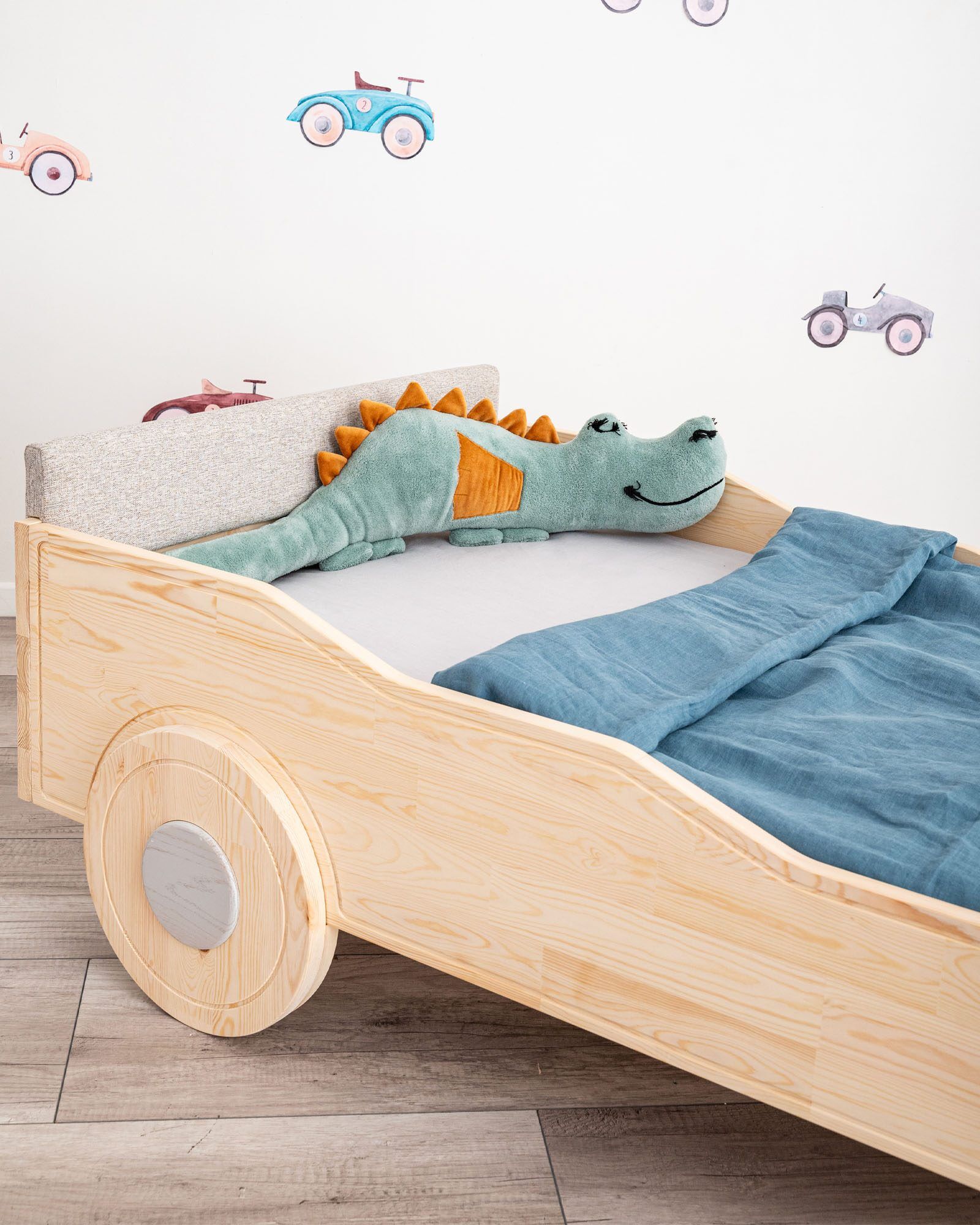 Cama infantil, Carro de corrida